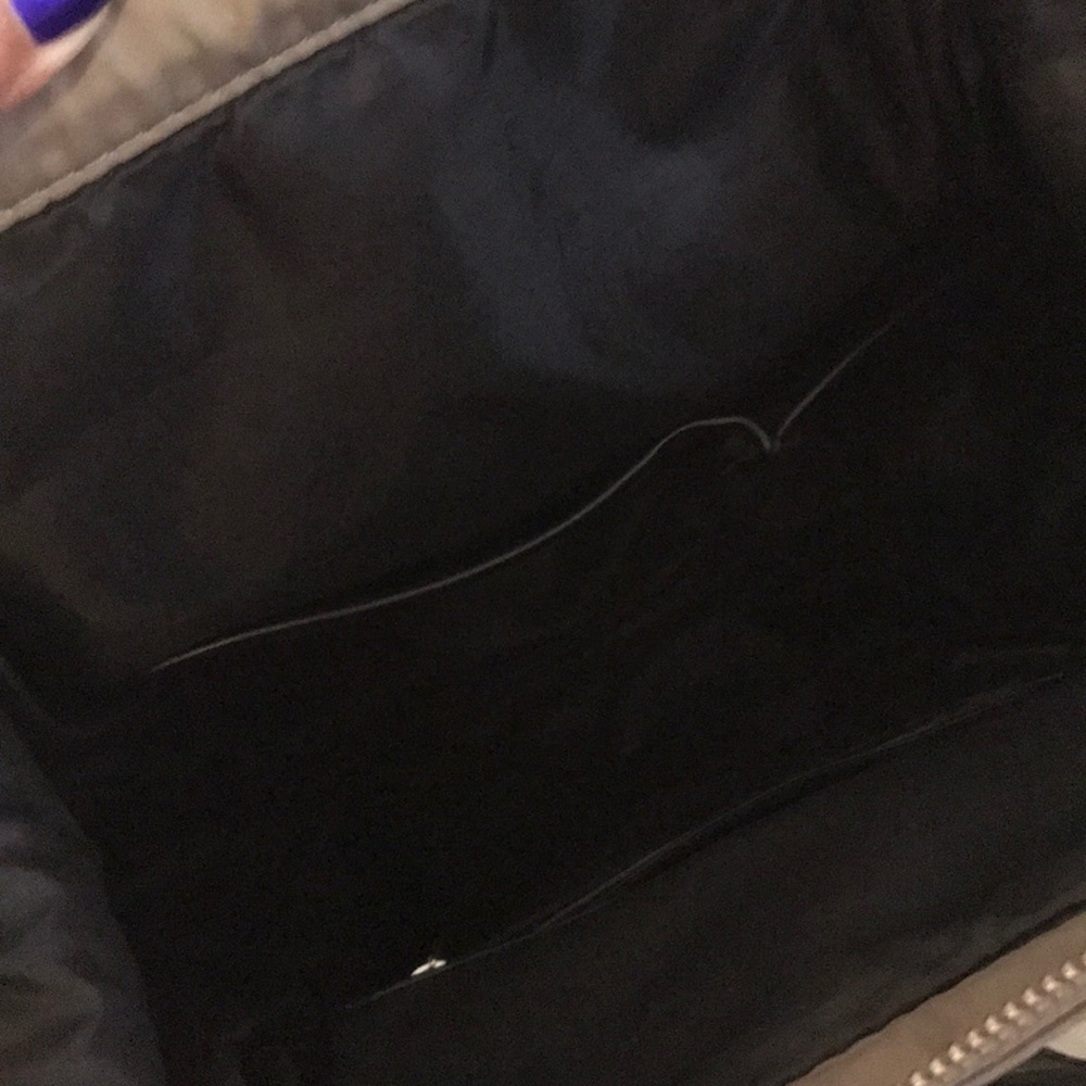 Backpack - Picture 6 of 8